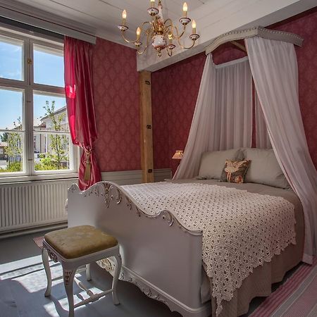 Boutique Hotel Langin Kauppahuone Raahe Exterior foto